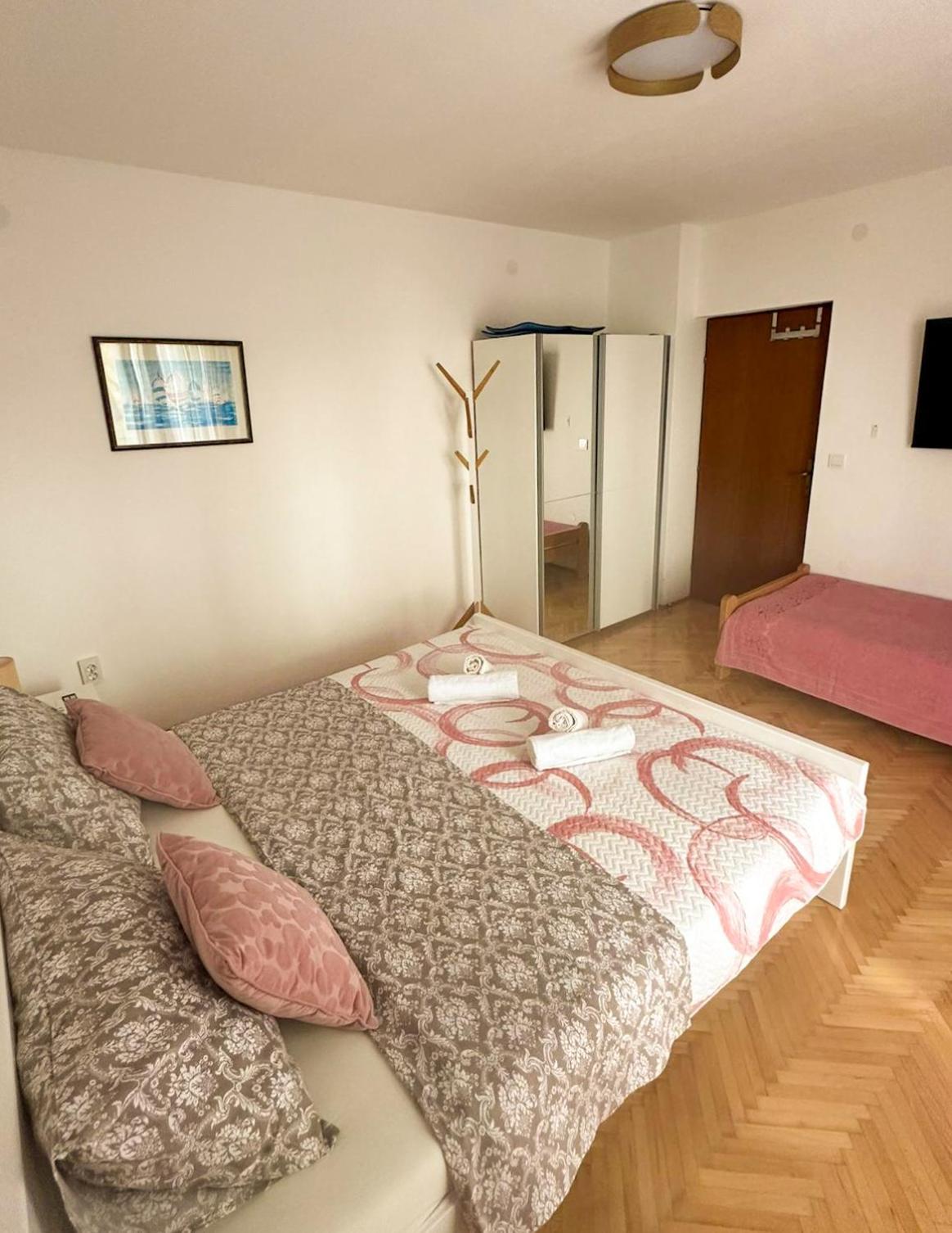 Apartment Oja มาลินสกา ภายนอก รูปภาพ
