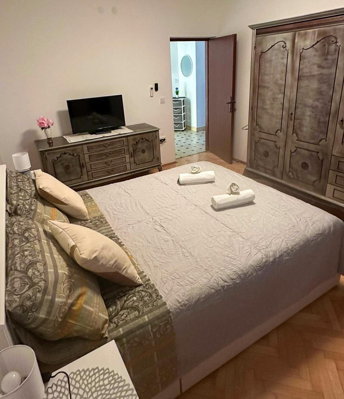 Apartment Oja มาลินสกา ภายนอก รูปภาพ