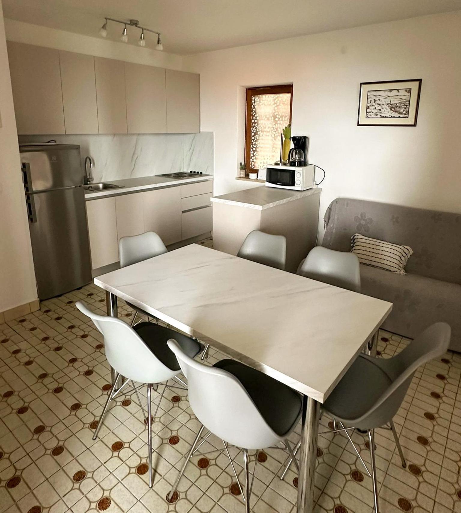 Apartment Oja มาลินสกา ภายนอก รูปภาพ